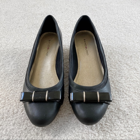 Bandolino Bow Wedge Flats Size 6 - Picture 2 of 2